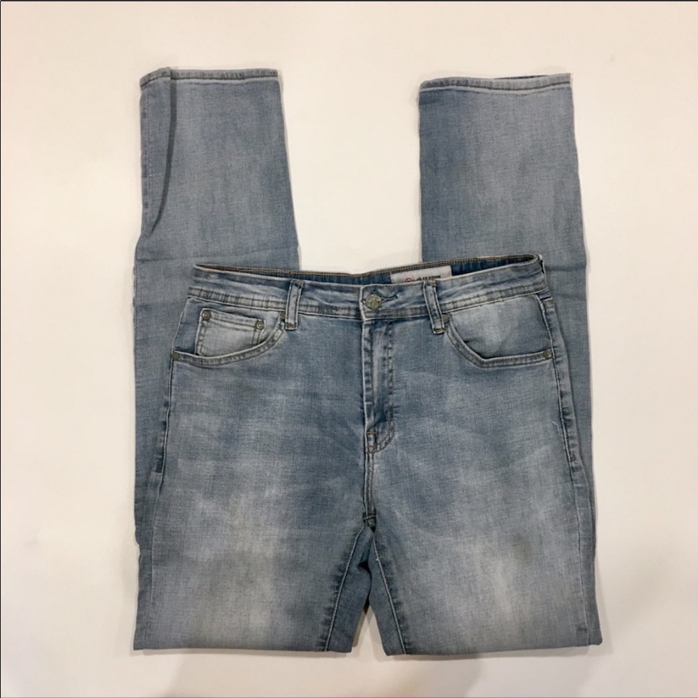 Ag Stryker Slim Straight Light Wash Denim